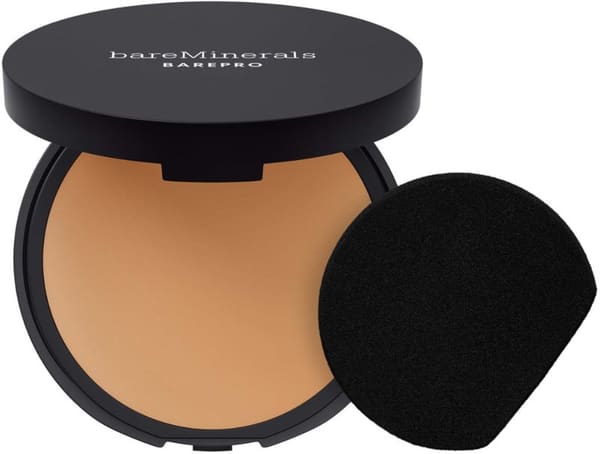 bareMinerals BAREPRO 24HR Skin-Perfecting Powder Foundation